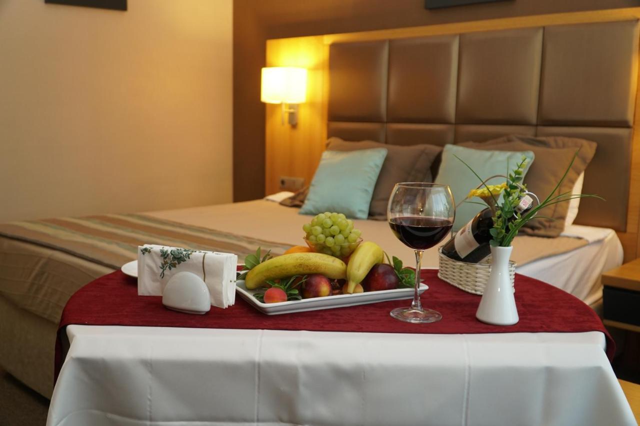Efeler Hotel Айдын Экстерьер фото